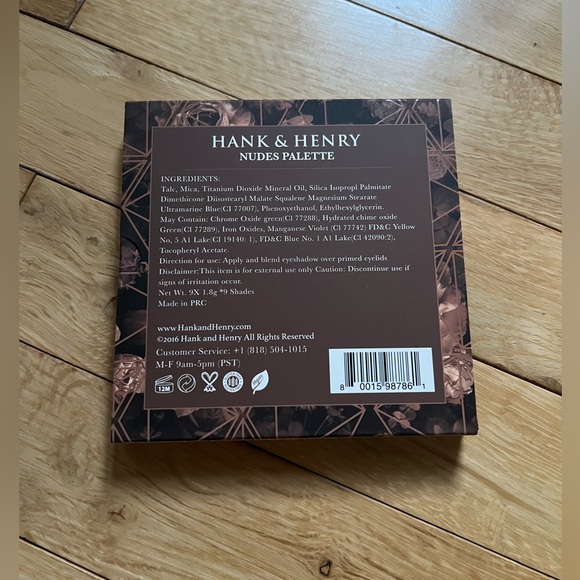 HANK & HENRY | NUDES EYESHADOW PALETTE - Picture 6 of 6